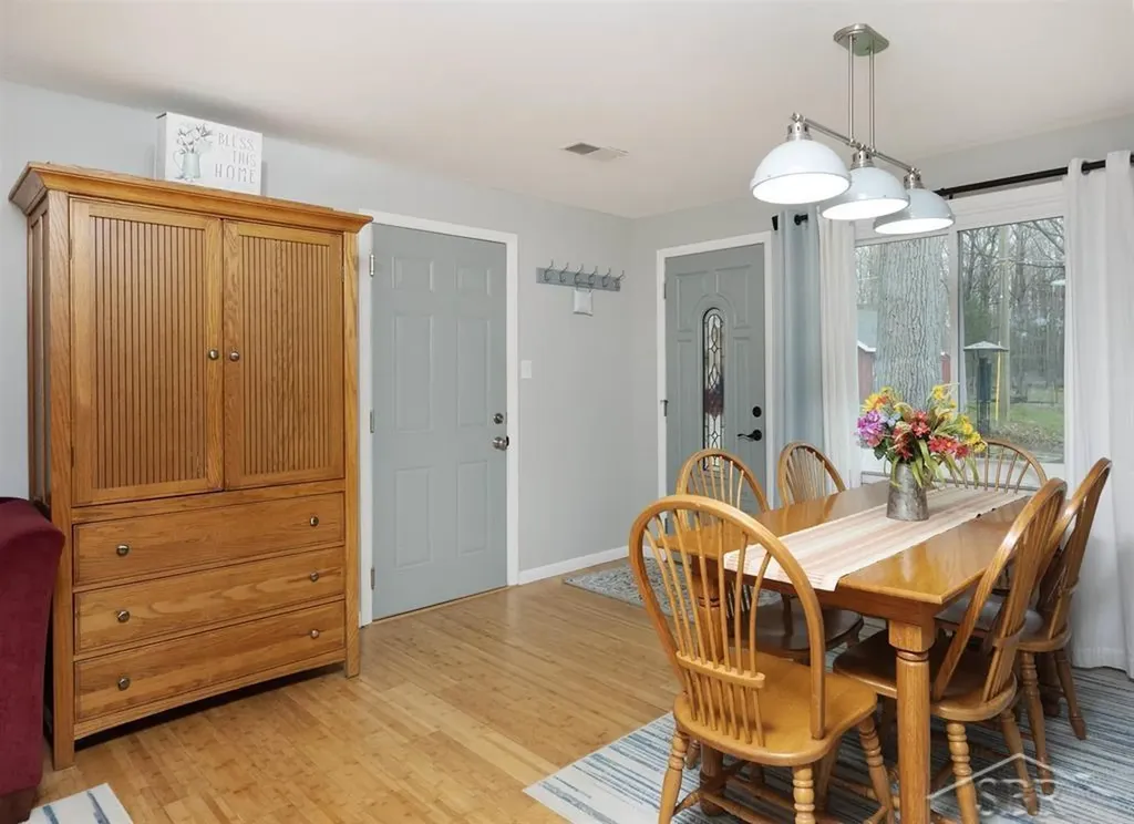 1320 Hillcrest Drive Garfield Township MI 48632