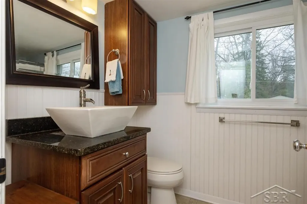 1320 Hillcrest Drive Garfield Township MI 48632