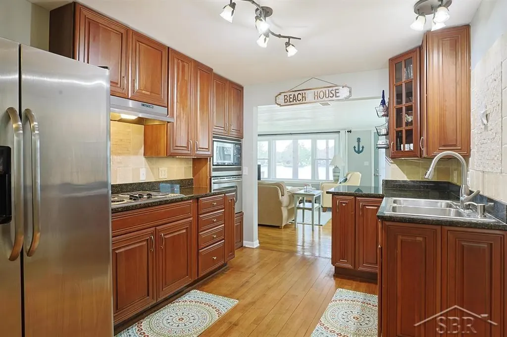 1320 Hillcrest Drive Garfield Township MI 48632