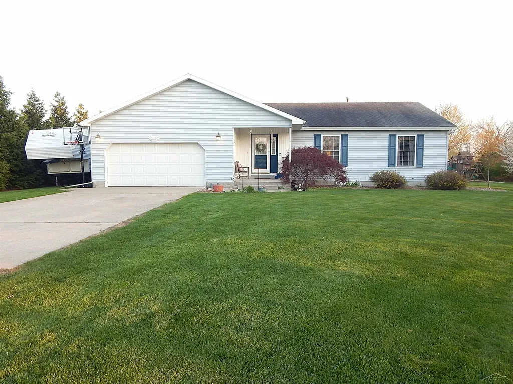 2880 E Fisher Road Bay City City MI 48706