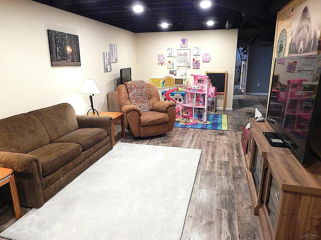 2880 E Fisher Road Bay City City MI 48706