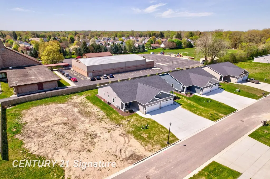 4092 Woodburn Court Saginaw Charter Township MI 48603