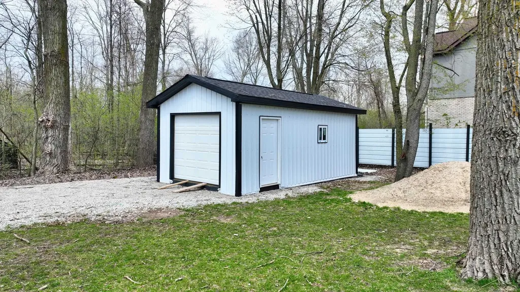 1266 Freeland Road Frankenlust Township MI 48706