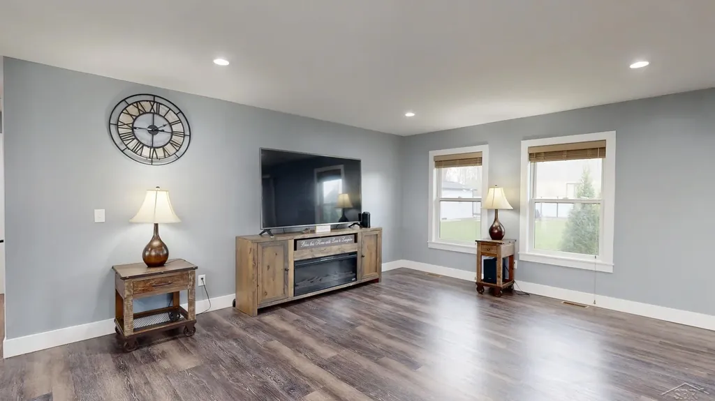 1266 Freeland Road Frankenlust Township MI 48706