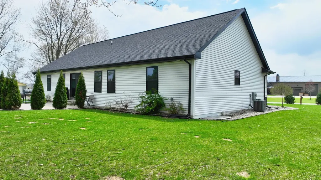 1266 Freeland Road Frankenlust Township MI 48706