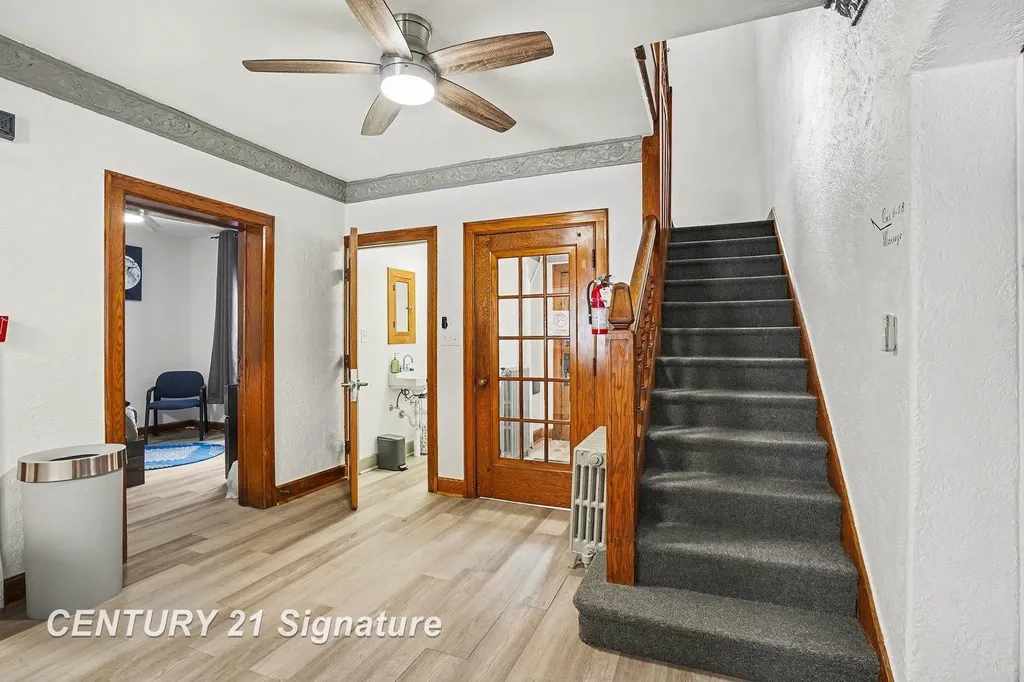 302 Tuscola Road Bay City City MI 48708