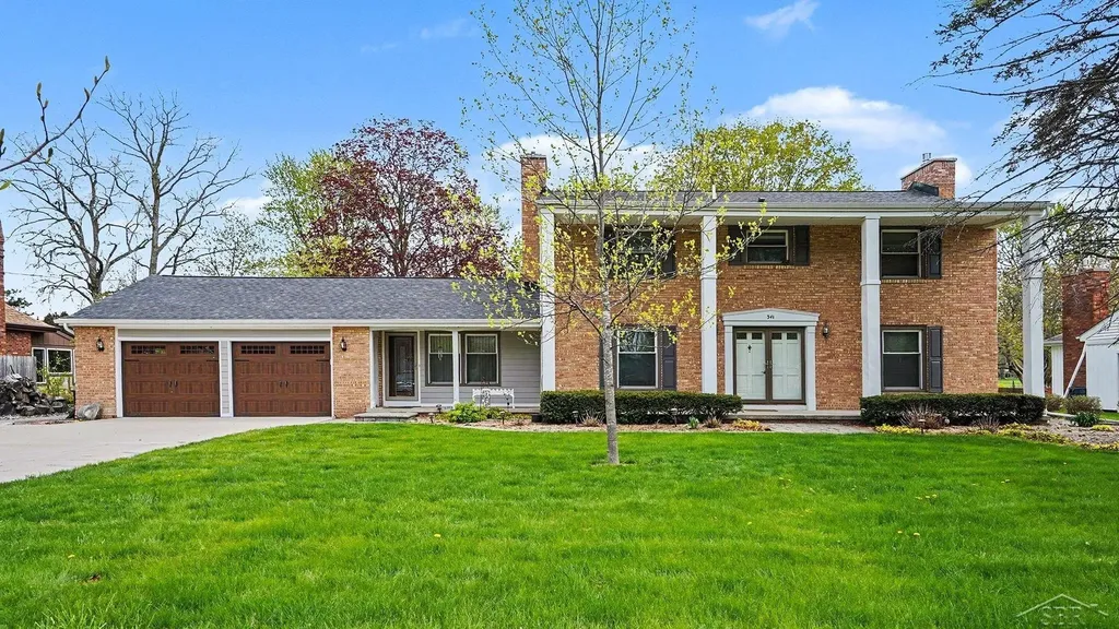 341 Foxboro Road Saginaw Charter Township MI 48638