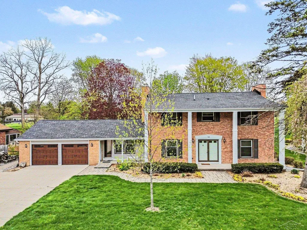341 Foxboro Road Saginaw Charter Township MI 48638