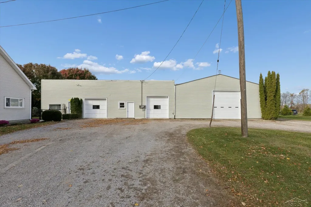 7165 Hospital Road Tittabawassee Township MI 48623