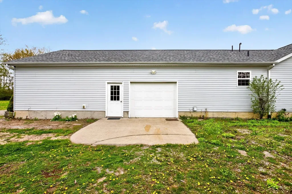11087 Pierce Road Tittabawassee Township MI 48623