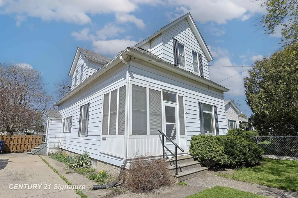 706 S Lincoln Street Bay City City MI 48708