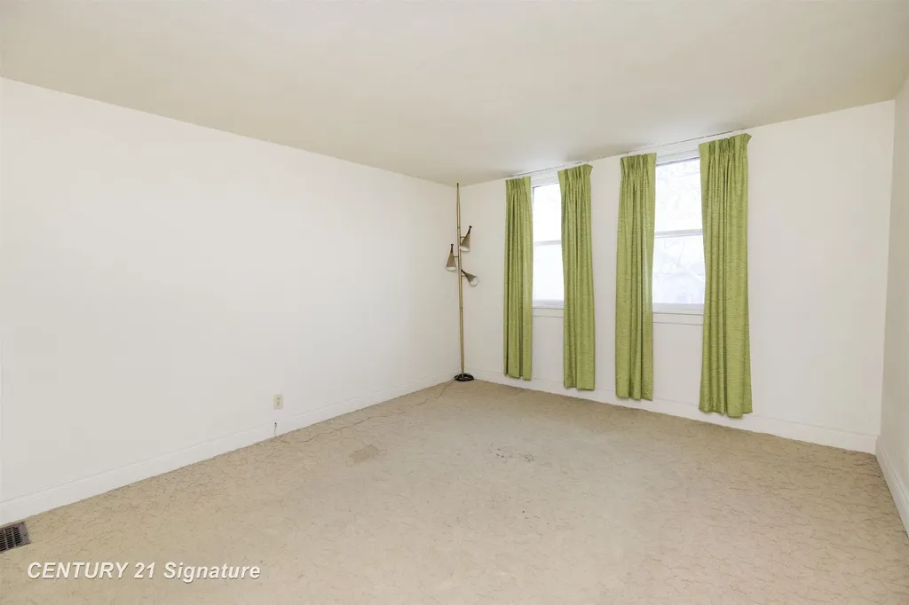 706 S Lincoln Street Bay City City MI 48708