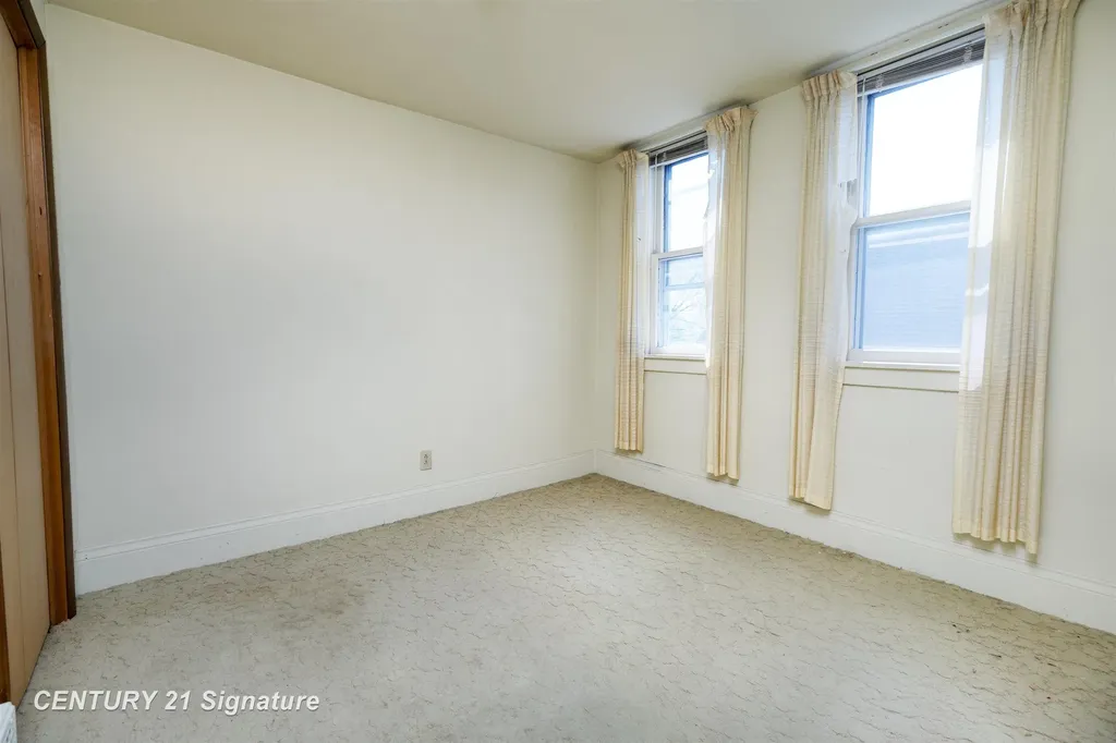 706 S Lincoln Street Bay City City MI 48708
