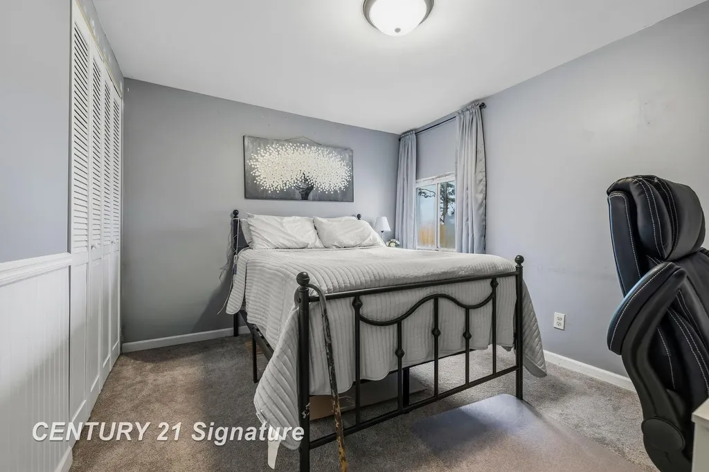 223 Harrison Drive Thomas Township MI 48609