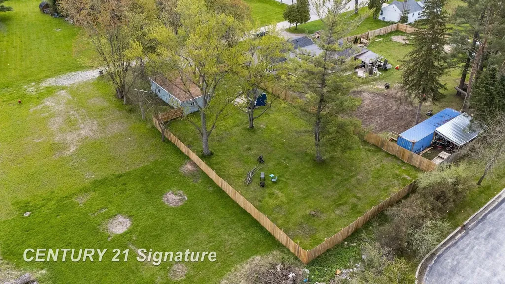 223 Harrison Drive Thomas Township MI 48609