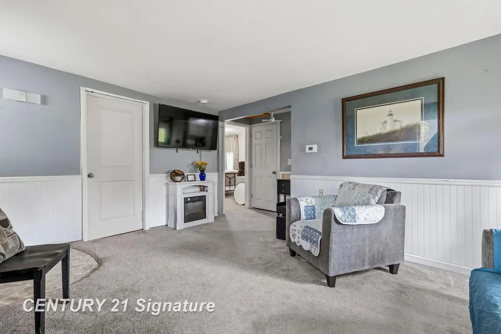 223 Harrison Drive Thomas Township MI 48609