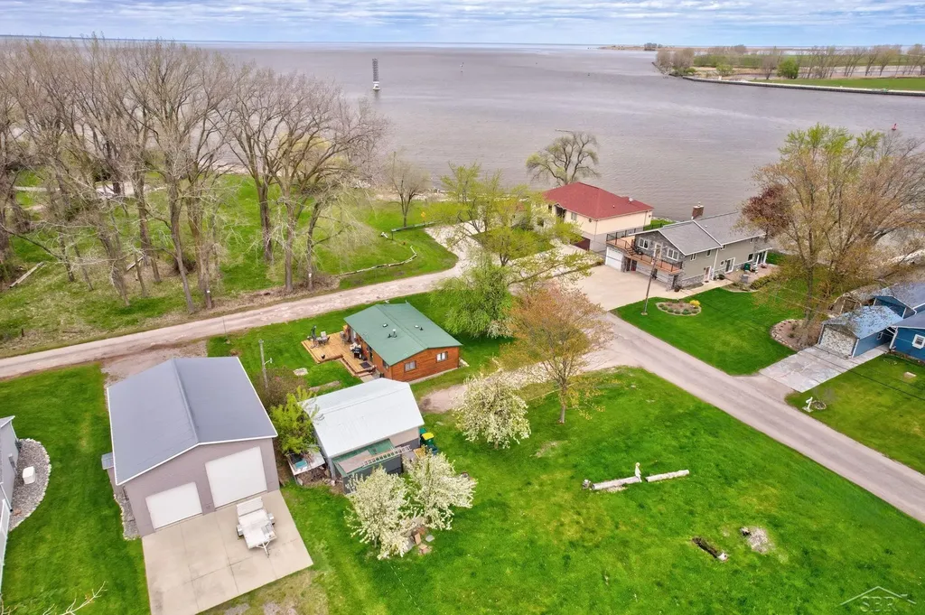 200 Sunrise Bangor Charter Township MI 48706