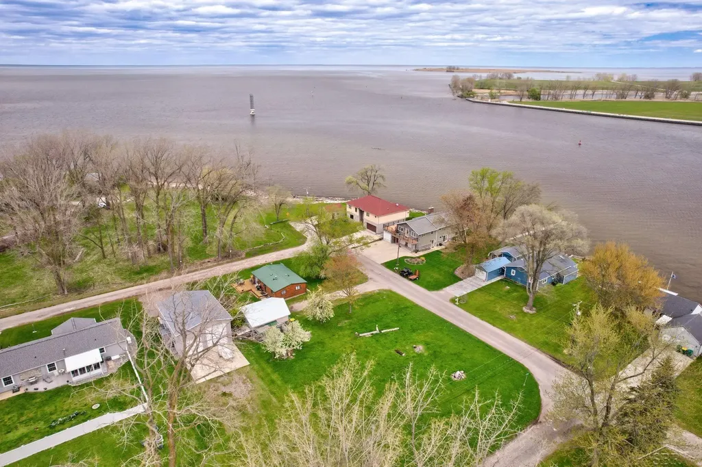 200 Sunrise Bangor Charter Township MI 48706