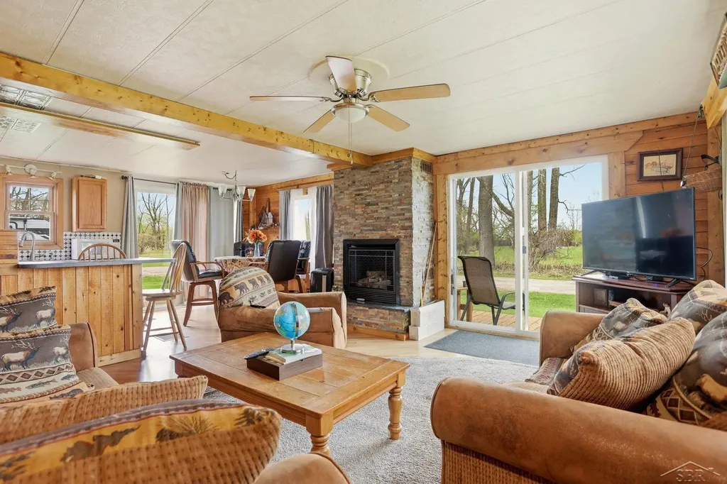 200 Sunrise Bangor Charter Township MI 48706