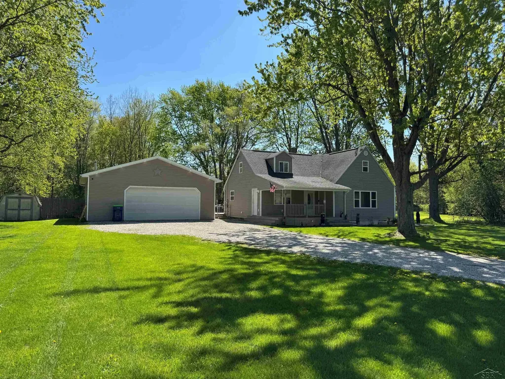 575 Lutzke Road Thomas Township MI 48609