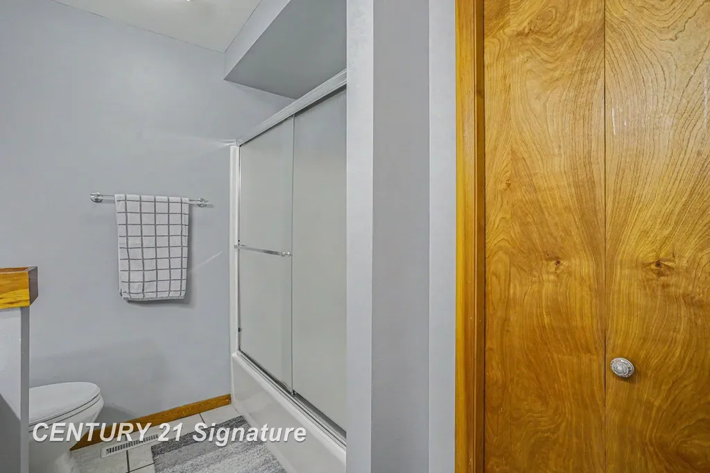 309 Cherryview Drive Midland City MI 48640