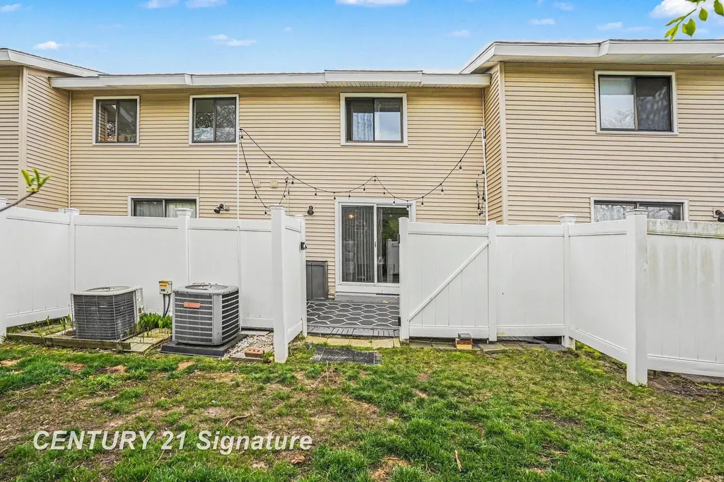 309 Cherryview Drive Midland City MI 48640