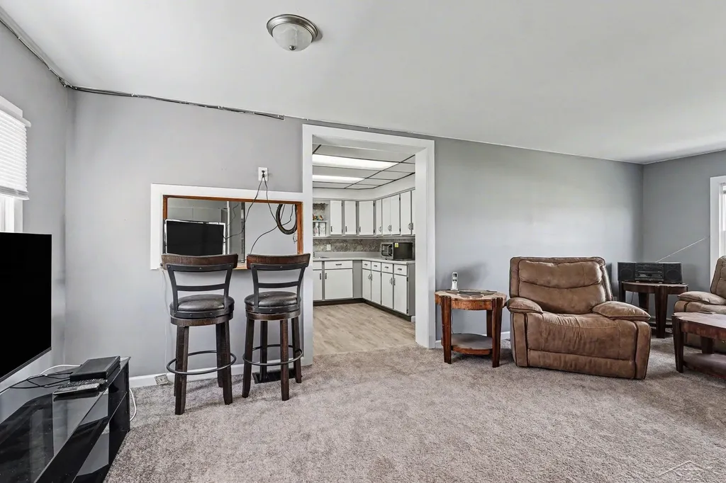 5463 Dixie Highway Bridgeport Charter Township MI 48601