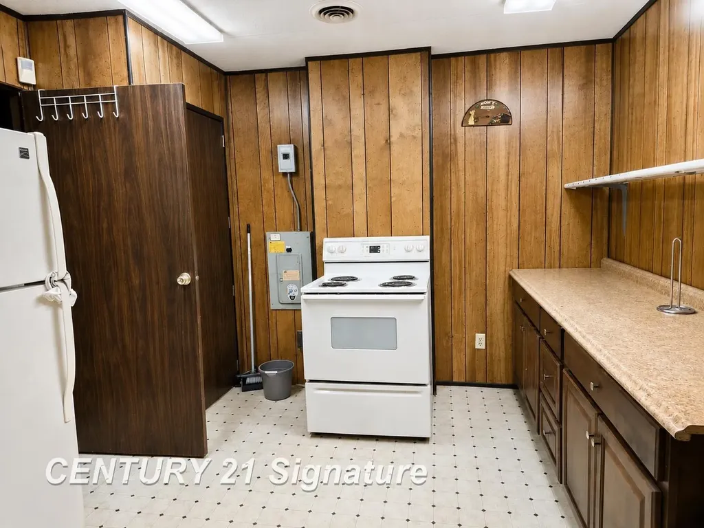3175 Coolidge Road Warren Township MI 48612