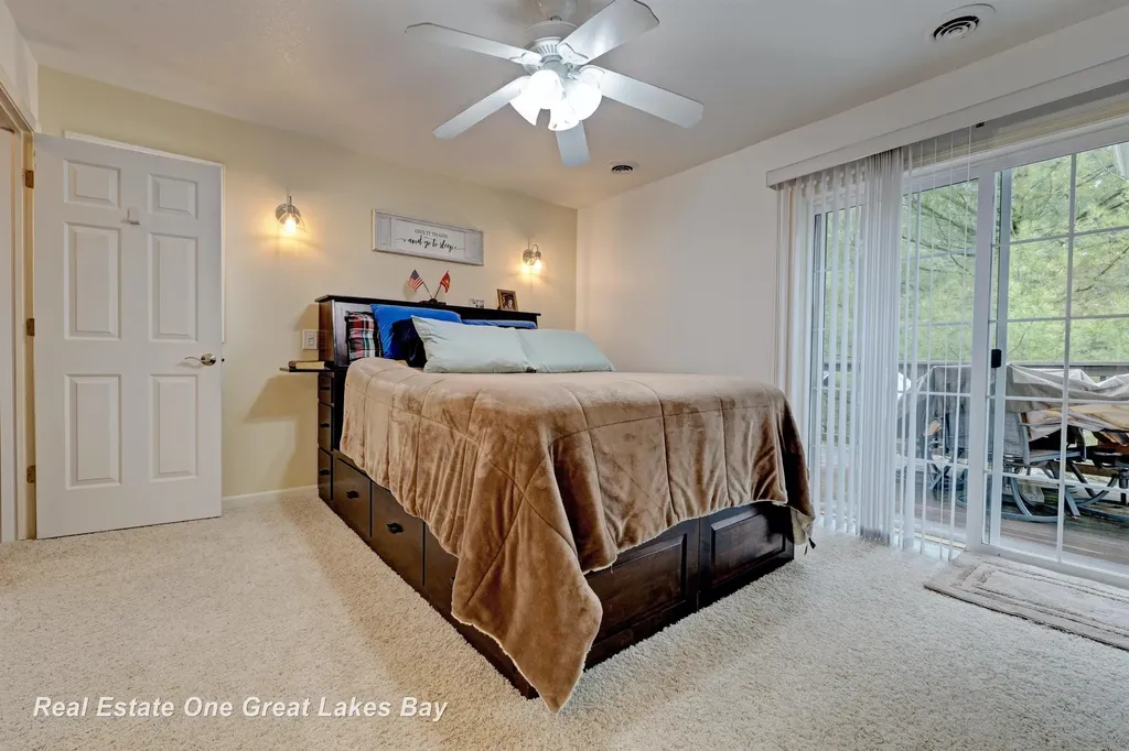 1015 E Lincoln Street East Tawas City MI 48730