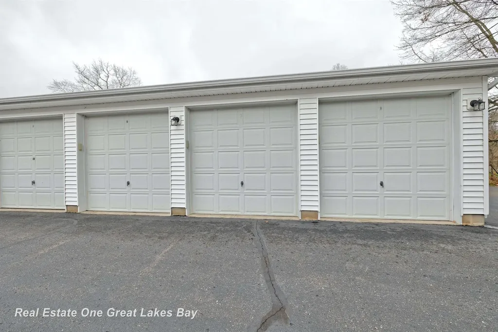 1015 E Lincoln Street East Tawas City MI 48730