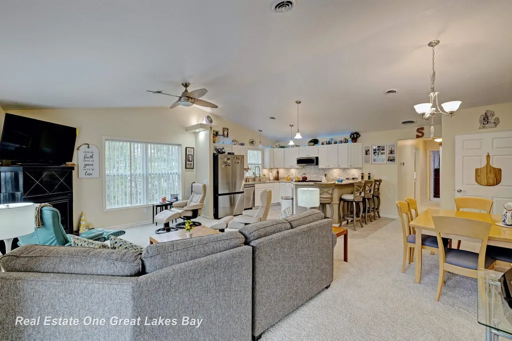 1015 E Lincoln Street East Tawas City MI 48730