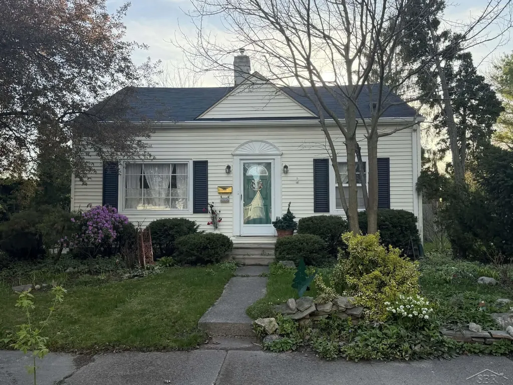 305 S Cornell Street Bay City City MI 48708