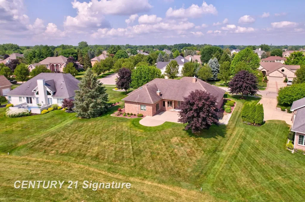 43 Sawmill Creek Trail Saginaw Charter Township MI 48603