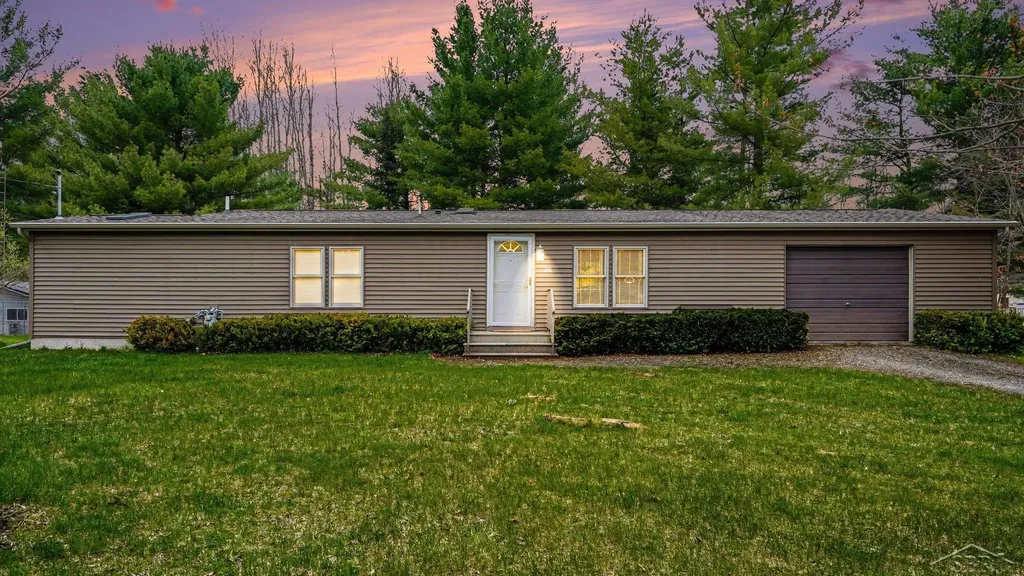 1553 Mills Road Mills Township MI 48756