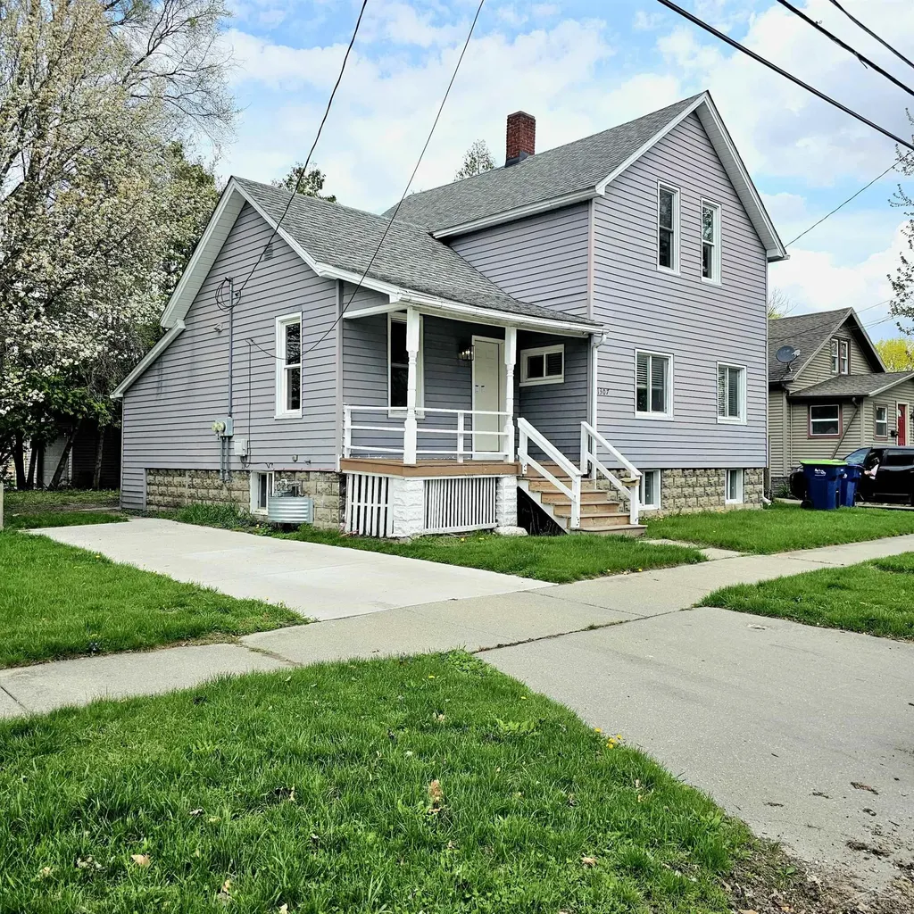 1307 18th Street Bay City City MI 48708