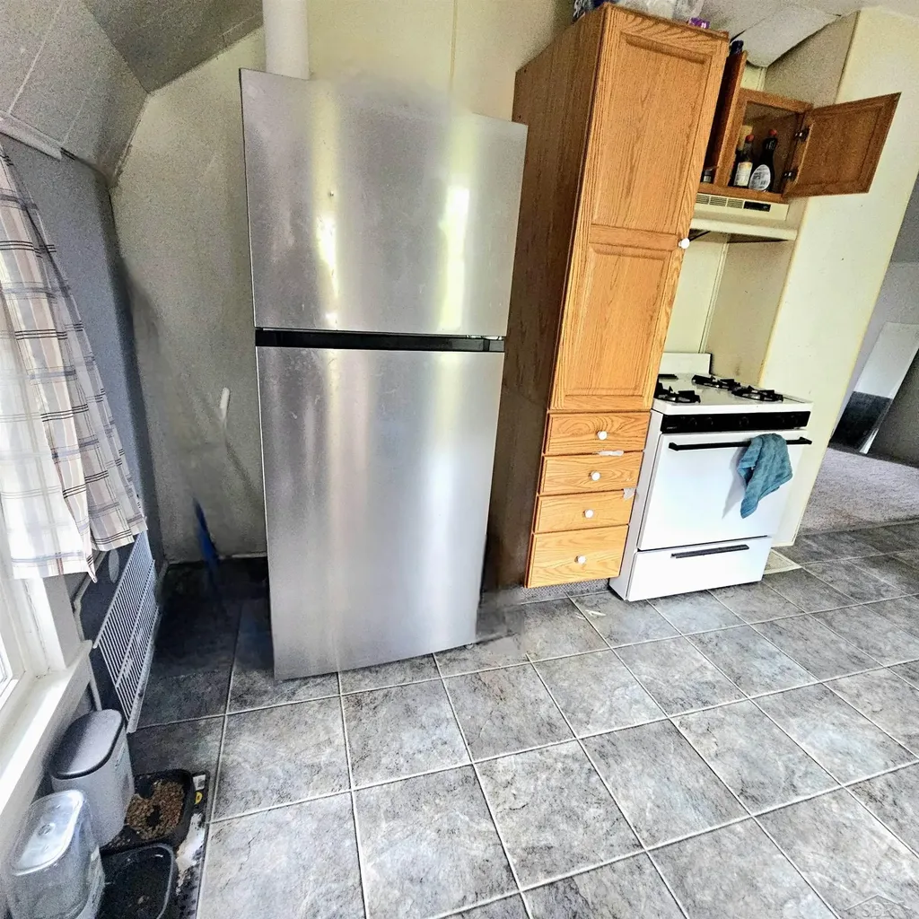 1307 18th Street Bay City City MI 48708