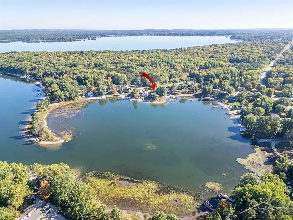 1876 S Schneider Street Lake Township MI 49651