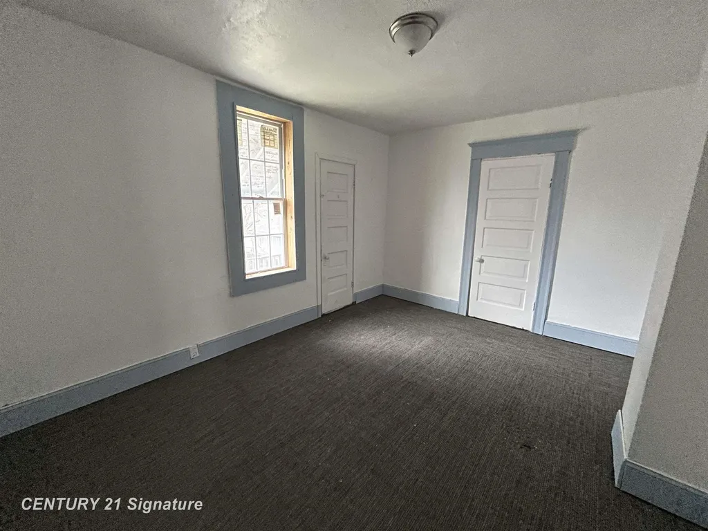1107 State Street Saginaw City MI 48602