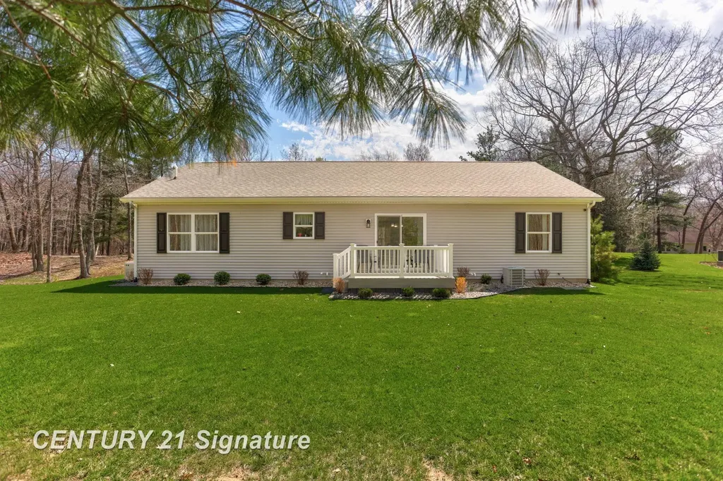 5728 Tipperary Drive Caseville Township MI 48725
