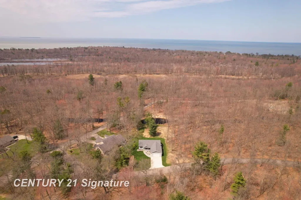 5728 Tipperary Drive Caseville Township MI 48725
