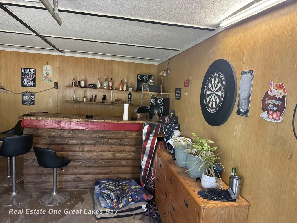 948 Richland Avenue Hill Township MI 48635