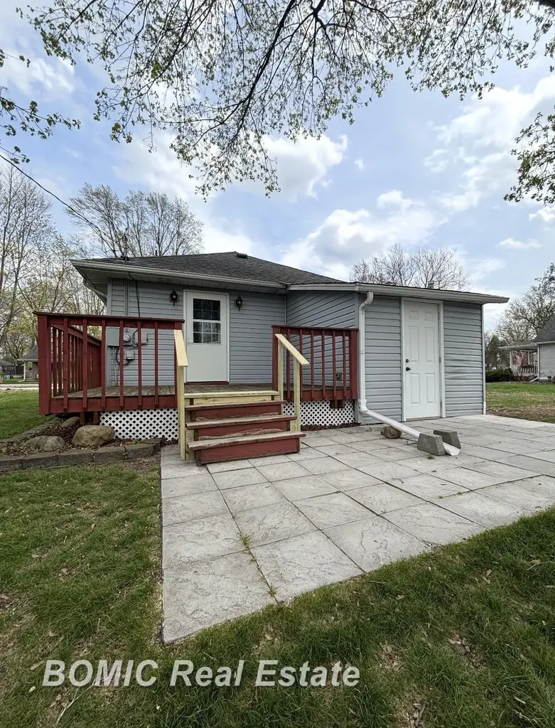 537 Chestnut Street Vassar City MI 48768