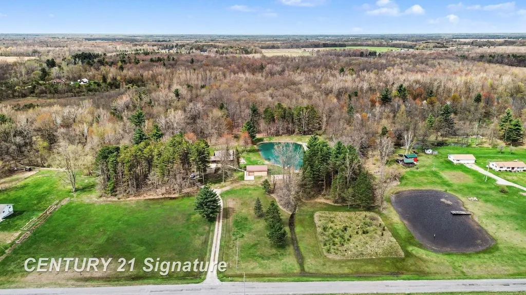 17790 W Peet Road Brady Township MI 48649