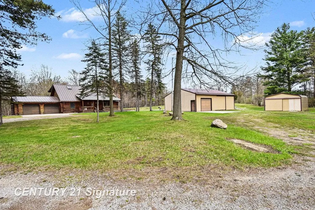 17790 W Peet Road Brady Township MI 48649