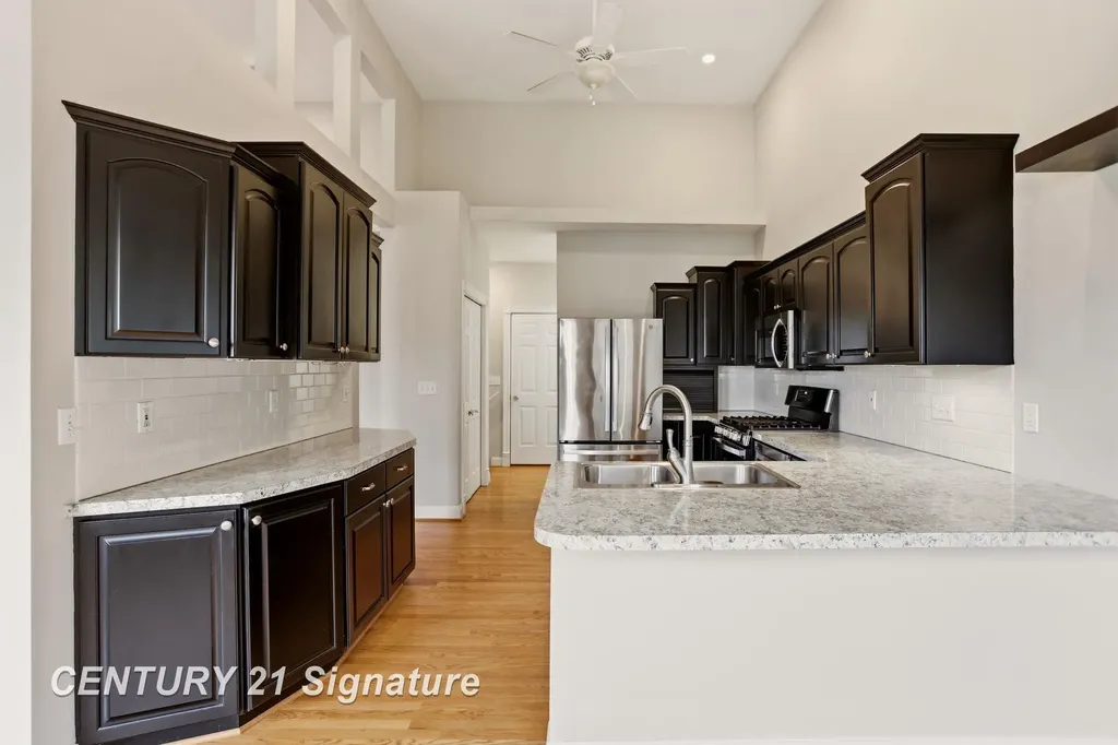 11 Willow Pointe Drive Tittabawassee Township MI 48623