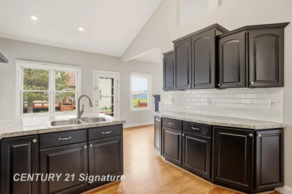 11 Willow Pointe Drive Tittabawassee Township MI 48623