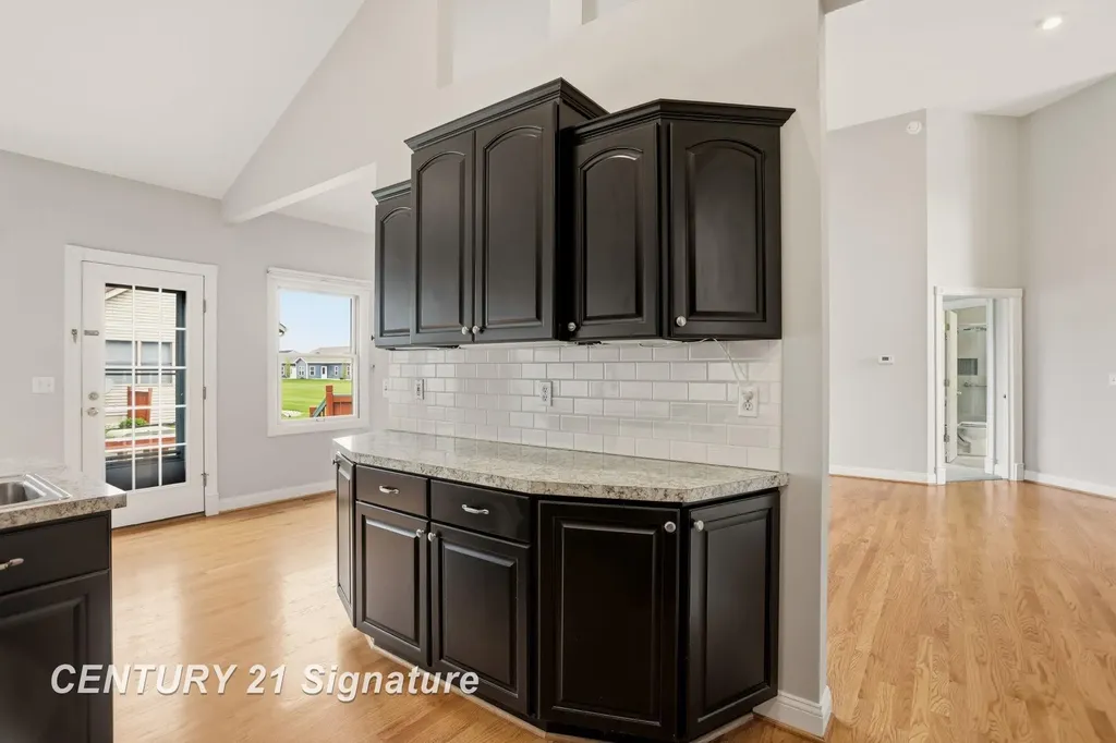 11 Willow Pointe Drive Tittabawassee Township MI 48623