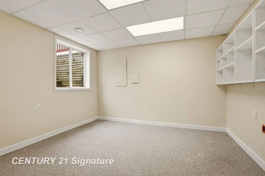 11 Willow Pointe Drive Tittabawassee Township MI 48623