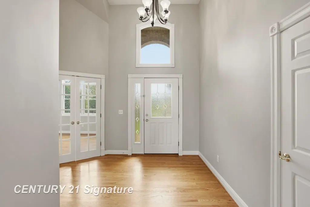 11 Willow Pointe Drive Tittabawassee Township MI 48623