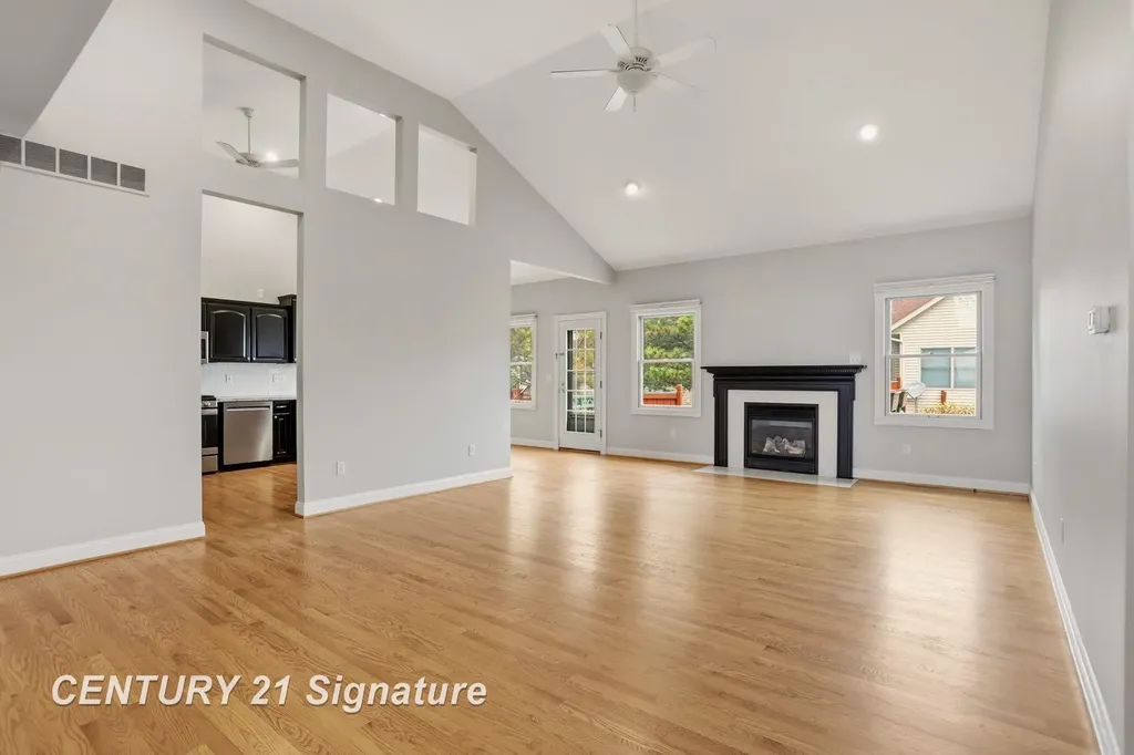 11 Willow Pointe Drive Tittabawassee Township MI 48623
